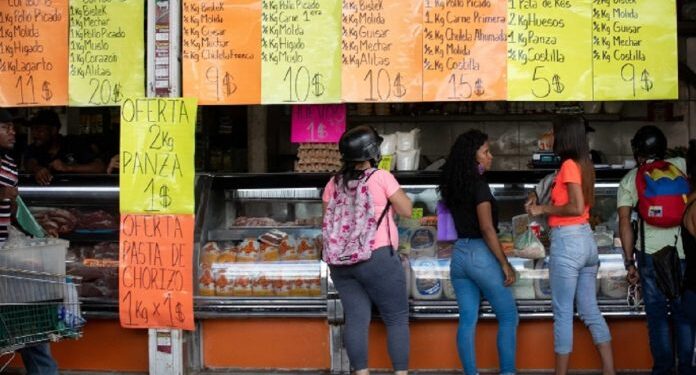 Proyectan el cierre de 2021 con un ligero aumento en la economía venezolana
