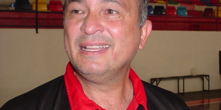 El pívot  dominicano Jonathan Araujo jugará para Centauros