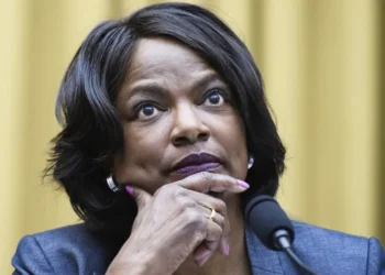 Val Demings terminará la gira «American Dream» con parada en Tampa y Orlando