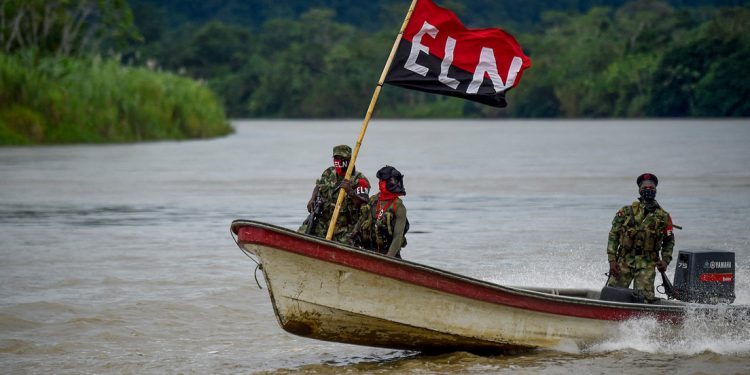 Gobierno de Colombia suspende cese al fuego con el ELN y pide «tregua verificable»