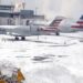 Aeropuertos de Texas colapsan por tormenta invernal