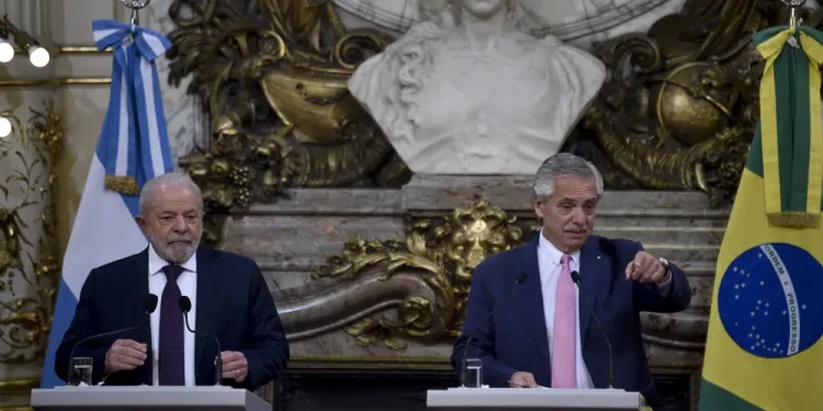 Lula le pidió perdón a Argentina por las “groserías” de Bolsonaro