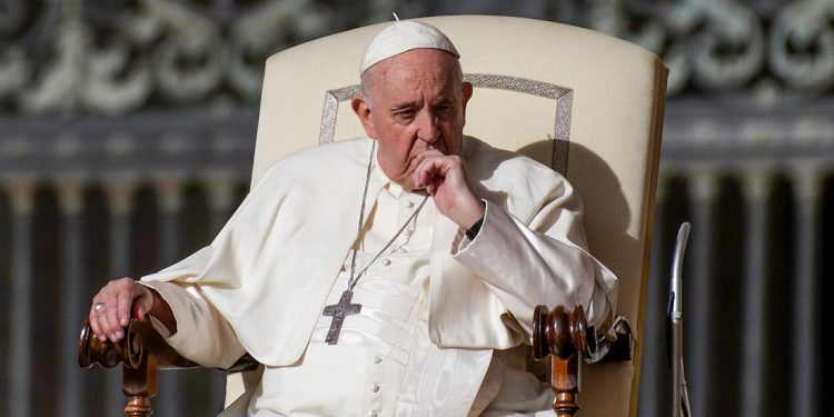 Papa Francisco: Ser homosexual no es un delito