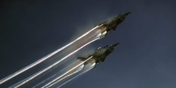 Biden explica su rechazo a entregar cazas F-16 a Ucrania