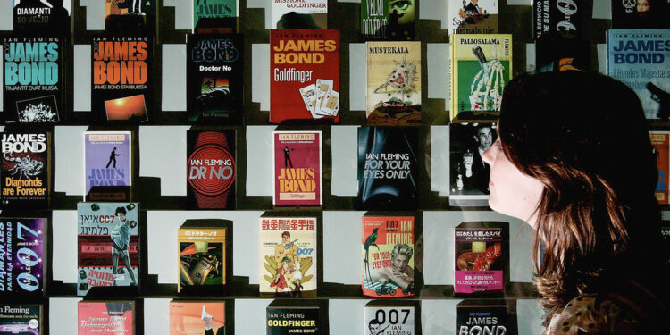 Censuran expresiones de los libros de James Bond para evitar ofensas