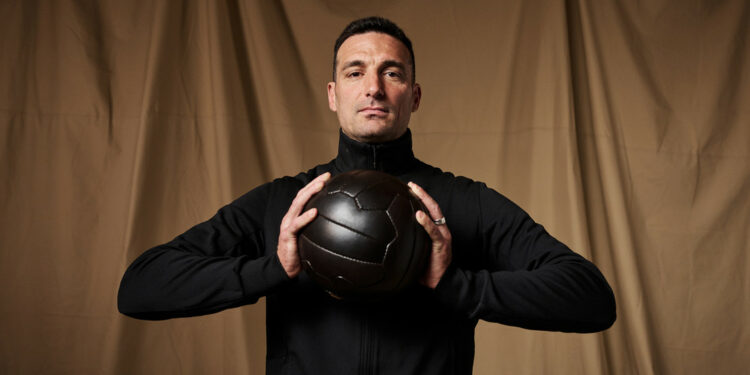 Scaloni seguirá al frente de la selección argentina hasta 2026