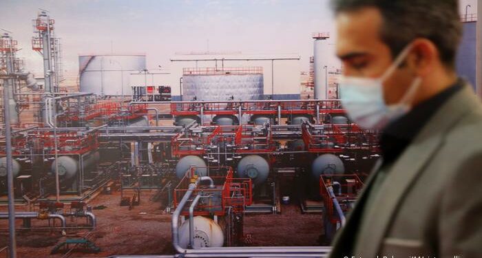 ¿Por qué Irán aumenta las exportaciones de petróleo a pesar de las sanciones?