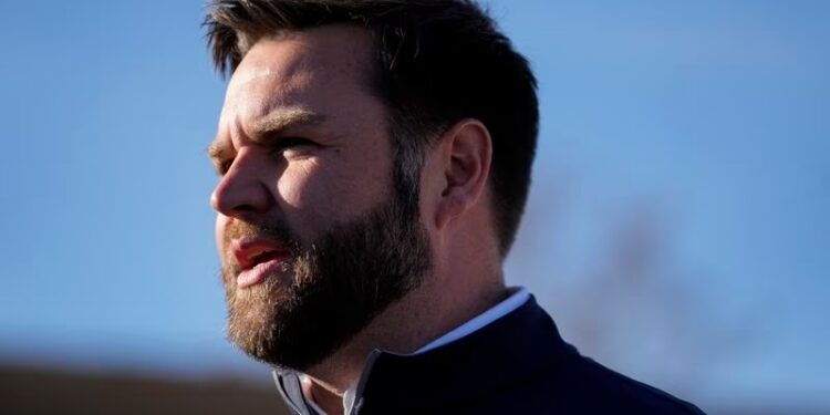 Senador de Ohio opina sobre descarrilamiento de tren en East Palestine