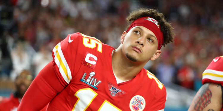¿Quién es Pat Mahomes, el hombre que deslumbró a todos en el Super Bowl?