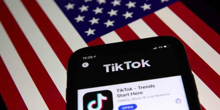 China tras veto a Tik Tok: EEUU abusa y reprime sin justificación