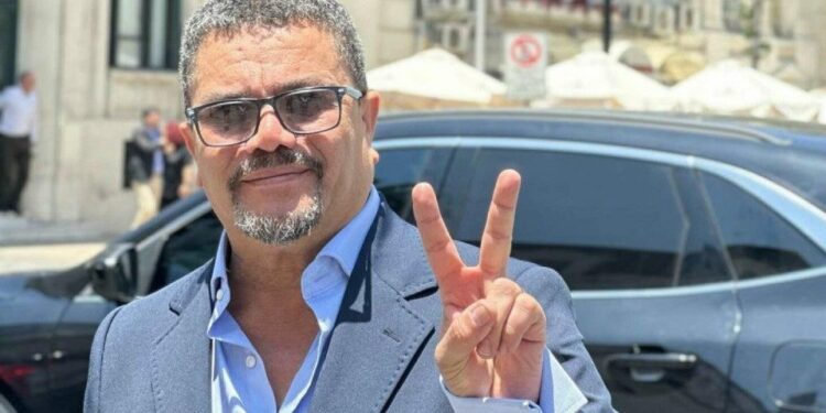 Rausseo lidera encuesta de las primarias sobre Rosales y María Corina