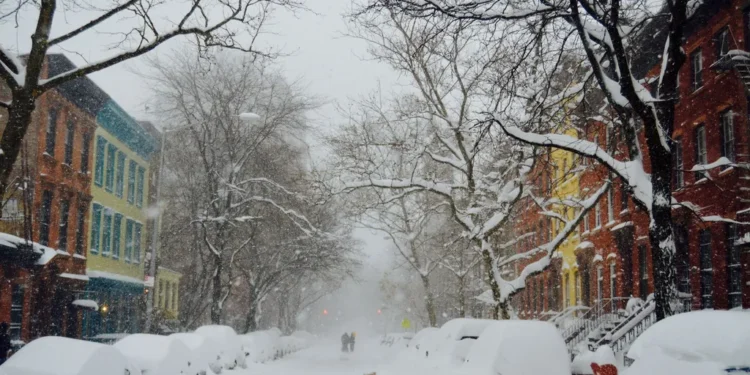 Estados Unidos se prepara para una gran tormenta invernal de costa a costa