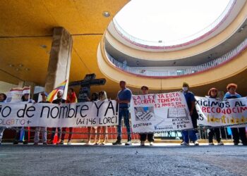 Comunidad LGBT venezolana exigió al CNE garantizar cambio de nombre a personas trans