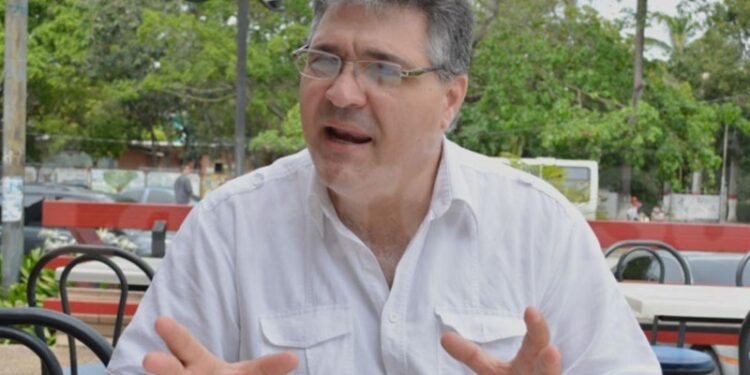 “Las primarias pueden ser una catapulta para despertar el entusiasmo político”