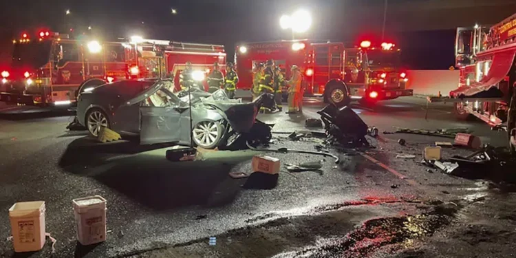 Muere conductor de Tesla tras un choque en California
