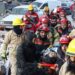 Rescatan a otras tres personas tras 260 horas bajo los escombros en Turquía