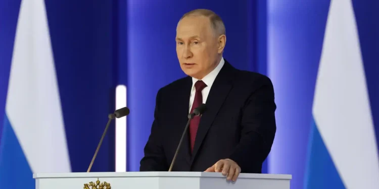 Rusia anuncia la suspensión del último tratado de armas nucleares firmado con EEUU