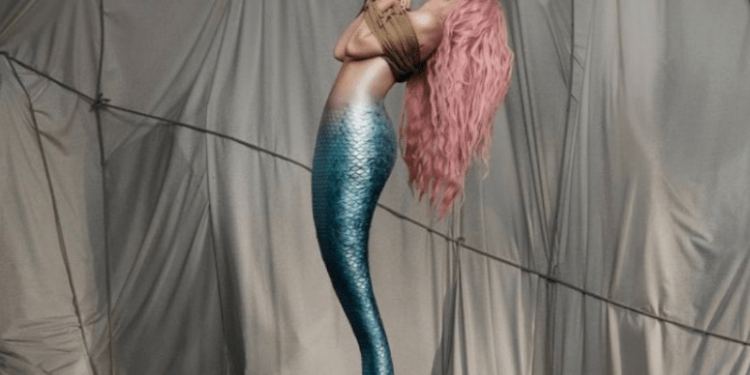 Shakira se convierte en sirena y Manuel Turizo está relacionado