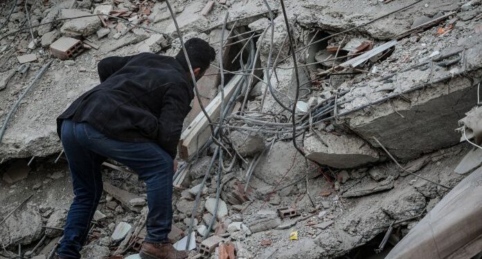 Suben a más de 33.000 los muertos en Turquía y Siria tras el terremoto