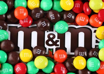Abuela en EEUU pide que su féretro sea con forma de m&m