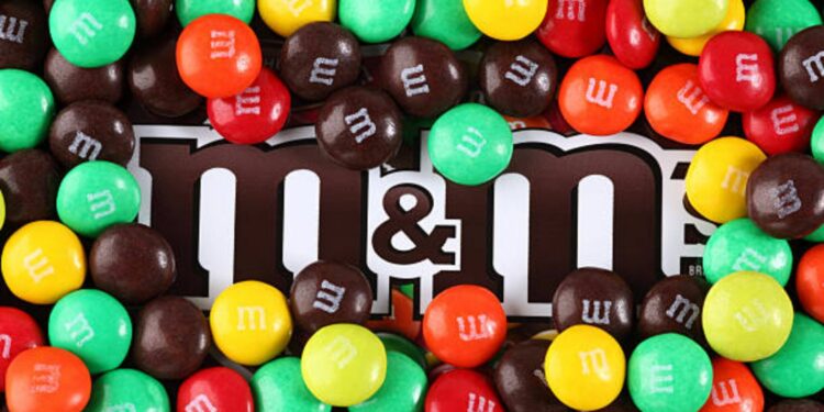Abuela en EEUU pide que su féretro sea con forma de m&m