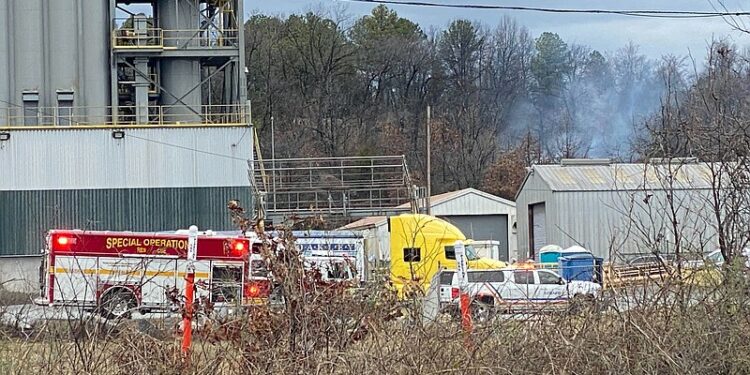 Avioneta se estrella frente a fábrica de 3M en Arkansas