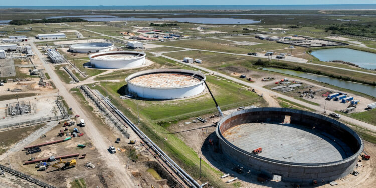 EEUU ve «difícil»rellenar su reserva estratégica de petróleo