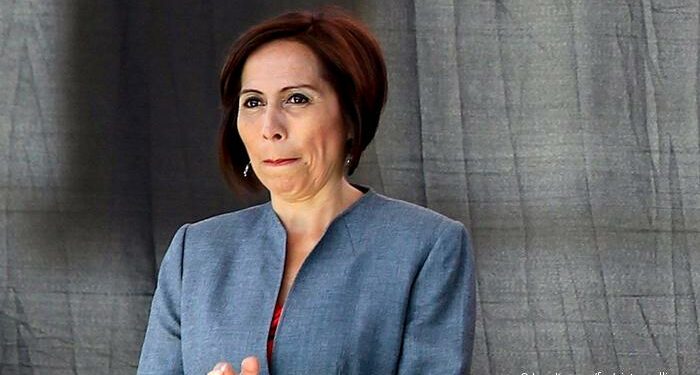 Exministra de Ecuador, se encuentra en la Embajada argentina en Caracas