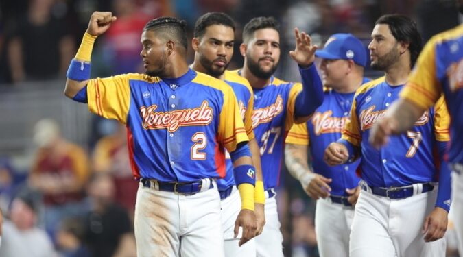 Venezuela consigue histórica victoria frente a República Dominicana en el Clásico Mundial de Béisbol, por Jean Carlos Arias Troisi