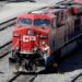 Tren que transportaba materiales peligrosos se descarriló en Dakota del Norte