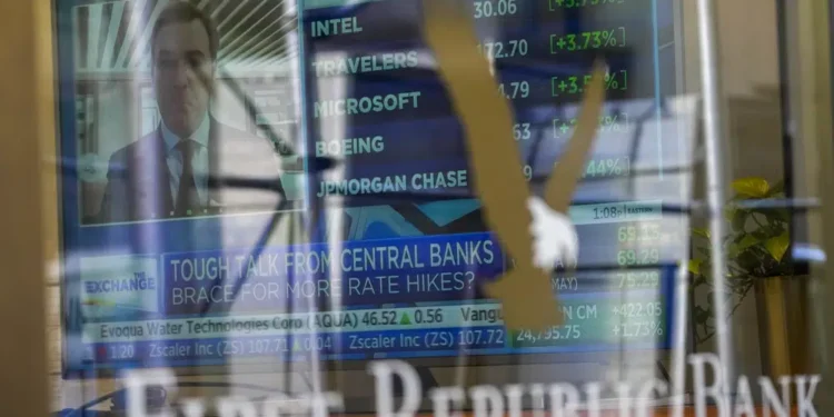 Bancos grandes rescatan al First Republic Bank