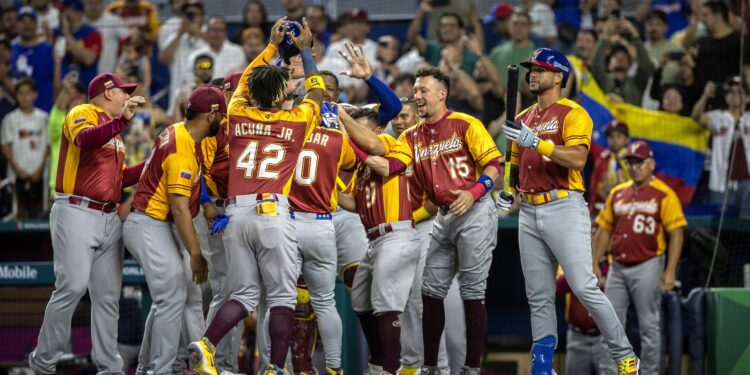 Venezuela termina invicta la primera ronda del Clásico Mundial de Béisbol