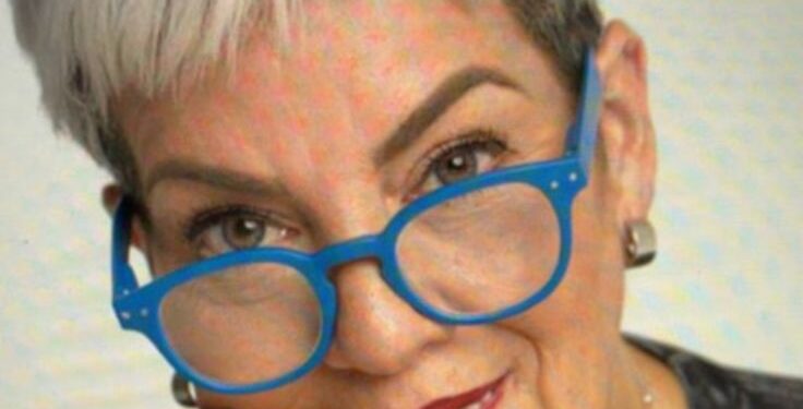 Mary Vivas comparte su nuevo libro El retorno de Adonalís