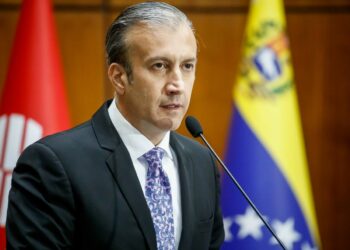 Al borde de la tormenta perfecta, por Miguel Henrique Otero