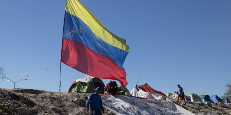 Bruselas anuncia 75 millones para ayudar a refugiados de Venezuela