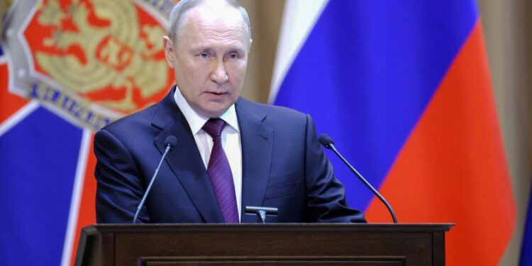 Ucrania aplaude la orden de arresto del TPI contra Putin