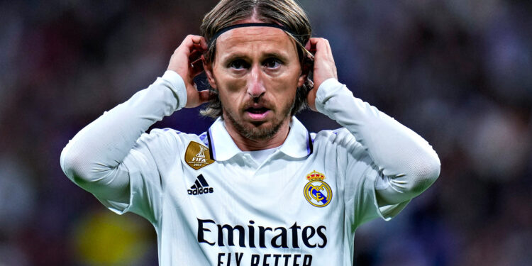 Modric se lesionó y podría perderse la semifinal de la Champions League