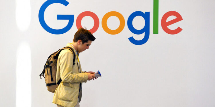 Ordenan a Google revelar qué datos filtró a agencias de inteligencia de EEUU