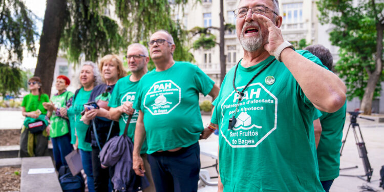 España aprueba ley que pondría freno a los precios del alquiler