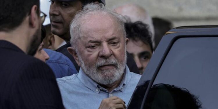 Lula calificó de “monstruosidad” asesinatos en la guardería de Blumenau