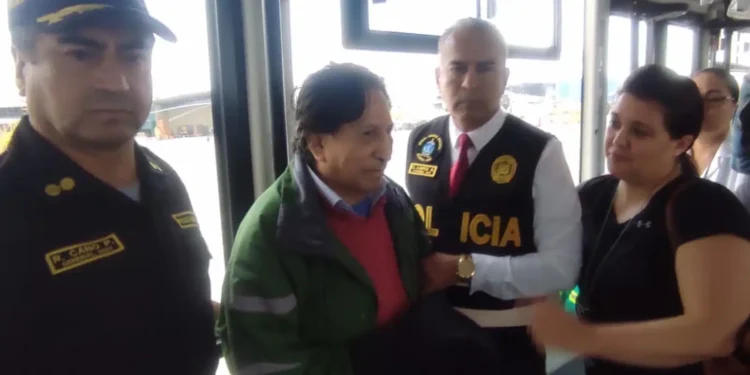 Expresidente Alejandro Toledo llega a Perú tras ser extraditado desde EEUU