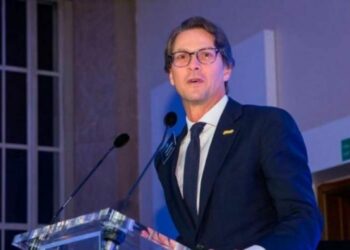 Lorenzo Mendoza, la maleta de oro, la harina PAN, Dubai y Casalta, por Claudio Nazoa