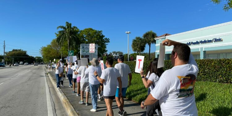 Protestaron contra incinerador Covanta en Doral