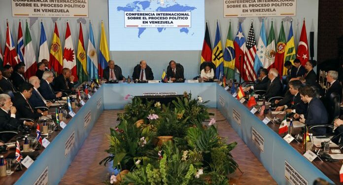 Oposición venezolana celebra consenso sobre vuelta al diálogo