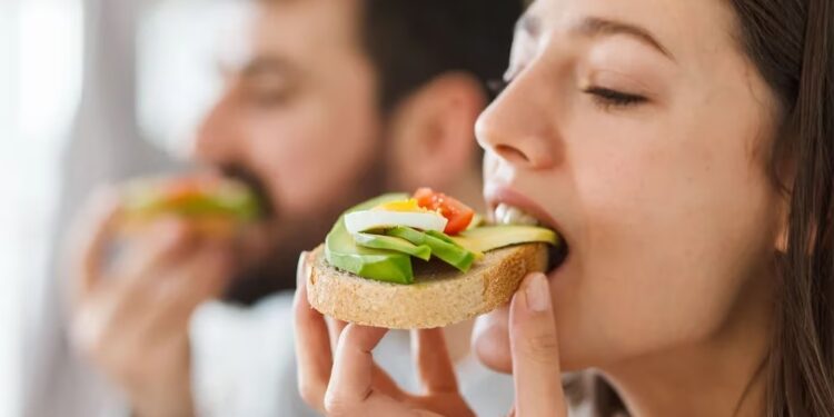 Tres desayunos ideales para personas con diabetes e hipertensión