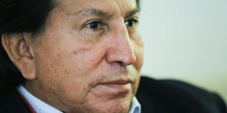 Ordenan detención de Alejandro Toledo para ser extraditado a Perú