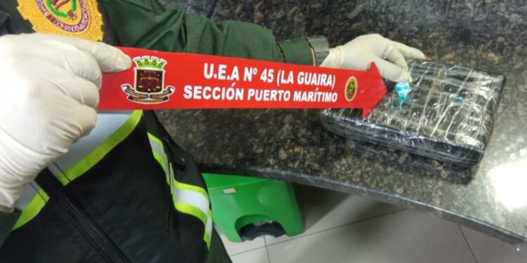 Militares venezolanos incautan 24 kilos de cocaína con destino a España y Panamá