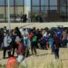Estados Unidos promulga nueva norma que restringe acceso al asilo en frontera con México