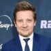 Jeremy Renner reveló nuevas imágenes de su proceso de recuperación