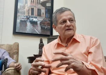 Las redes: una pecera llena de pirañas. “Ahogados entre Burbujas”, por Kiko Bautista